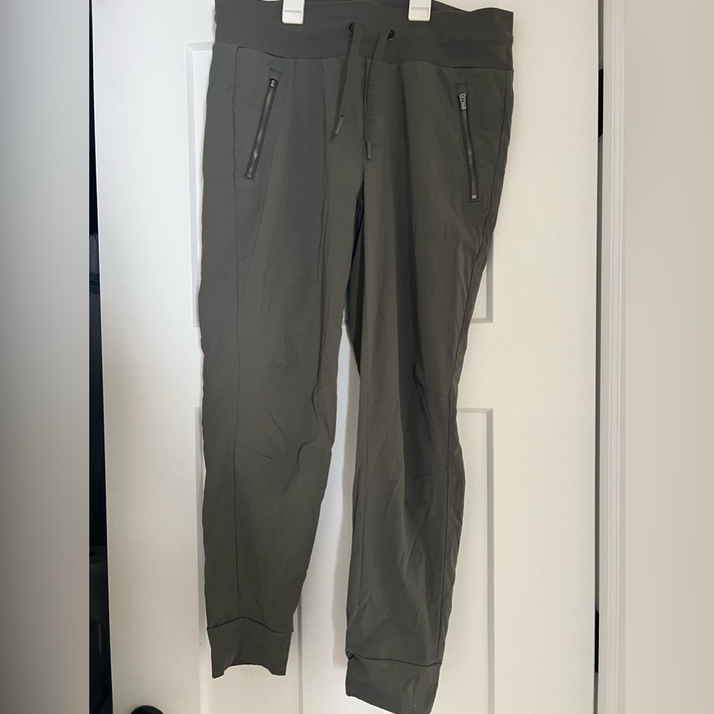 Athleta Trekkie North Jogger
